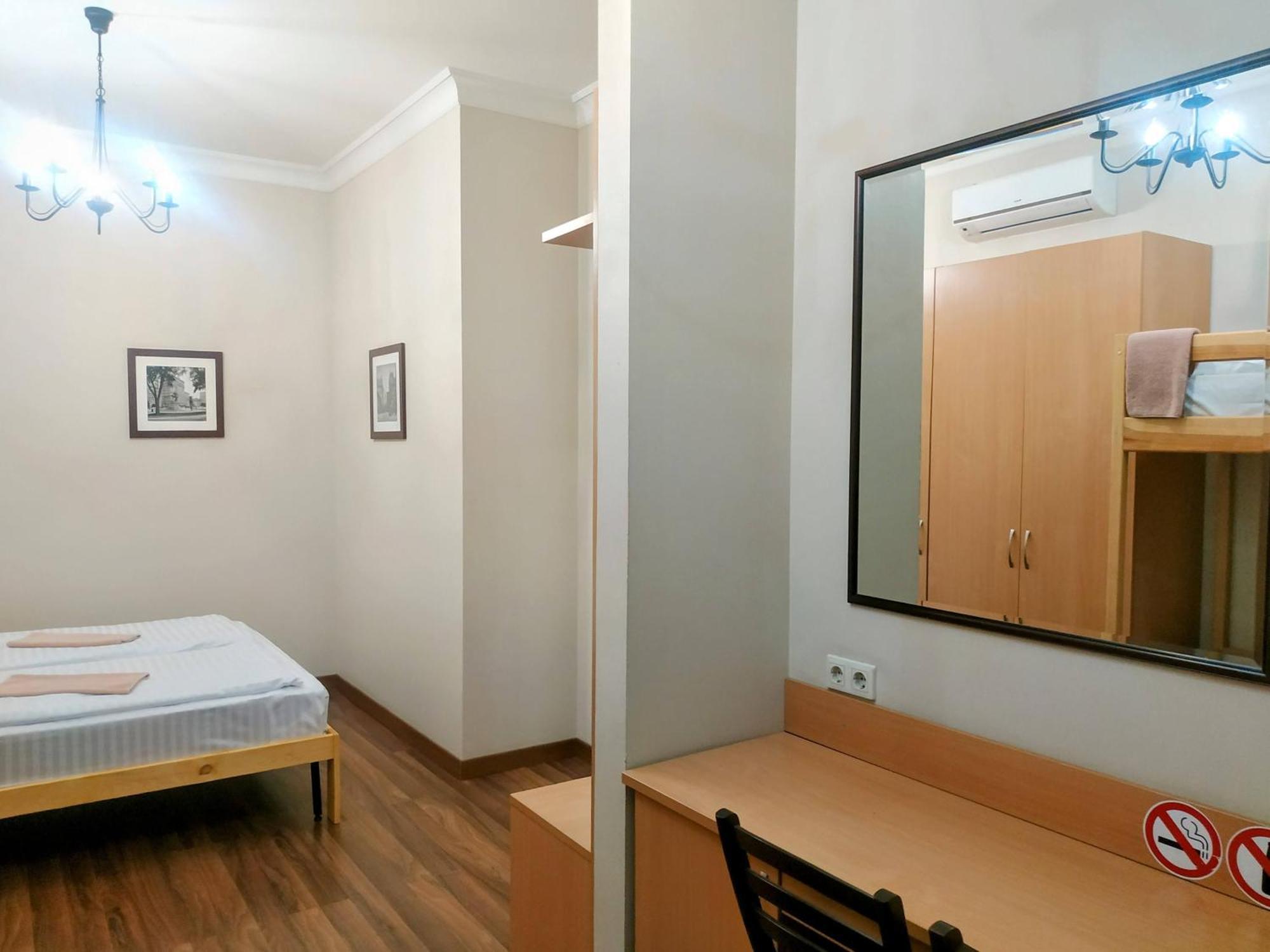 Belokorichi Hotel Kiev Ngoại thất bức ảnh