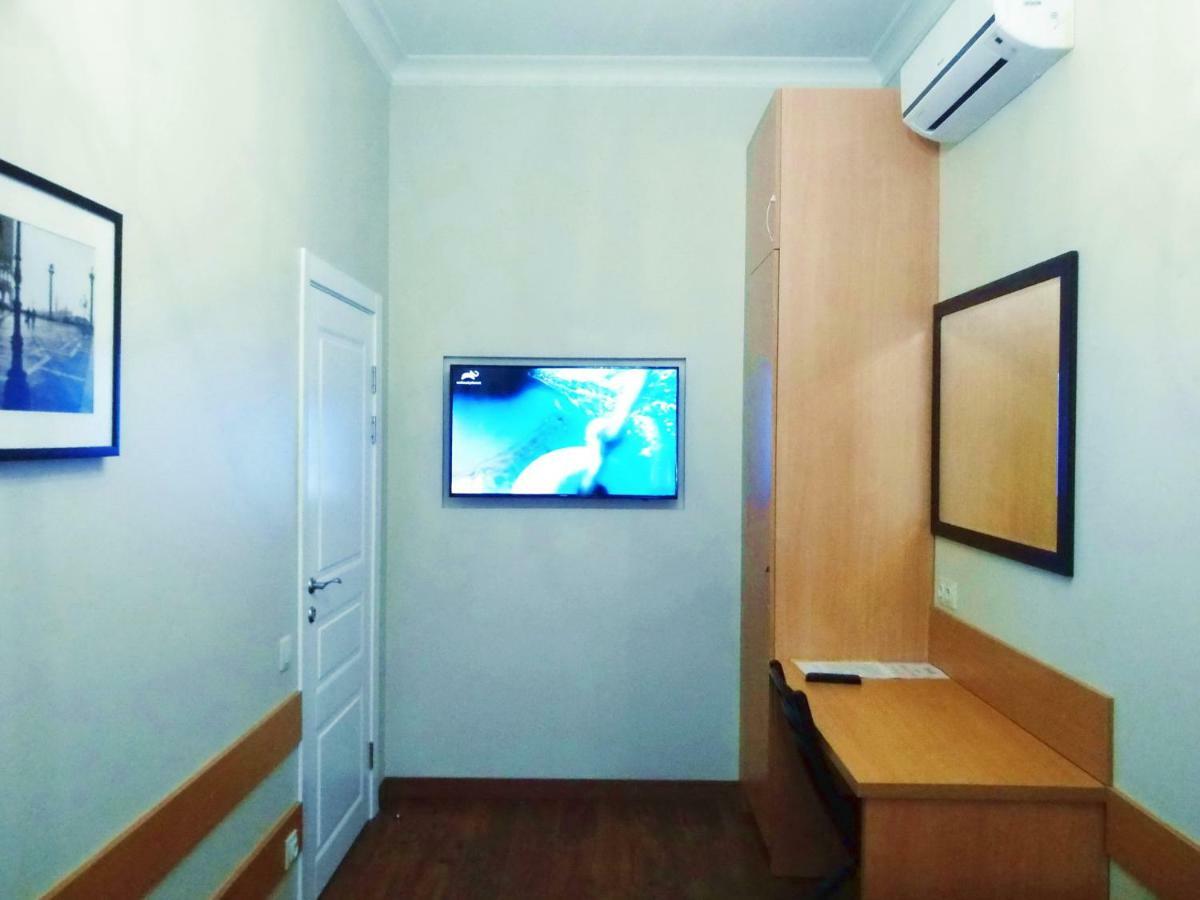 Belokorichi Hotel Kiev Ngoại thất bức ảnh